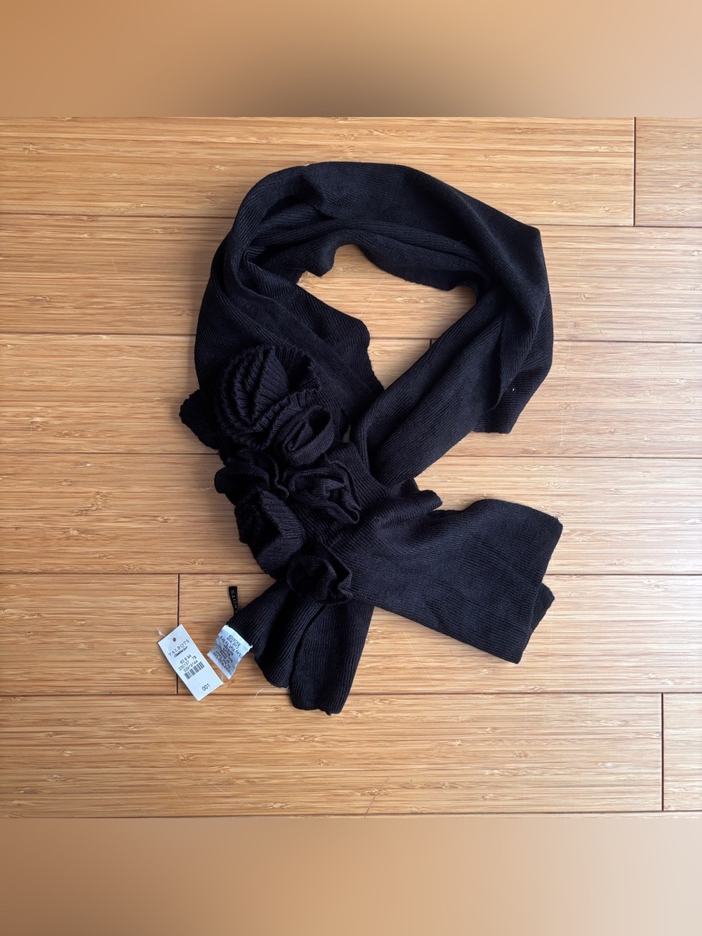 Y2K vintage black floral scarflette